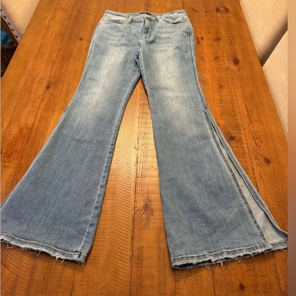 Judy Blue Jeans NWOT - Picture 5 of 10